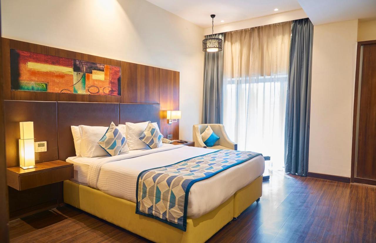 The P L Palace 4* Agra (Uttar Pradesh)